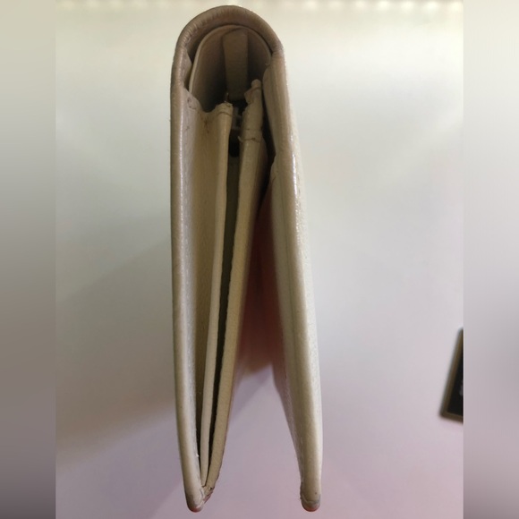 Excellent Condition! Chanel CoCo Button Flap Bifold Long Wallet Caviar Leather - Picture 10 of 14